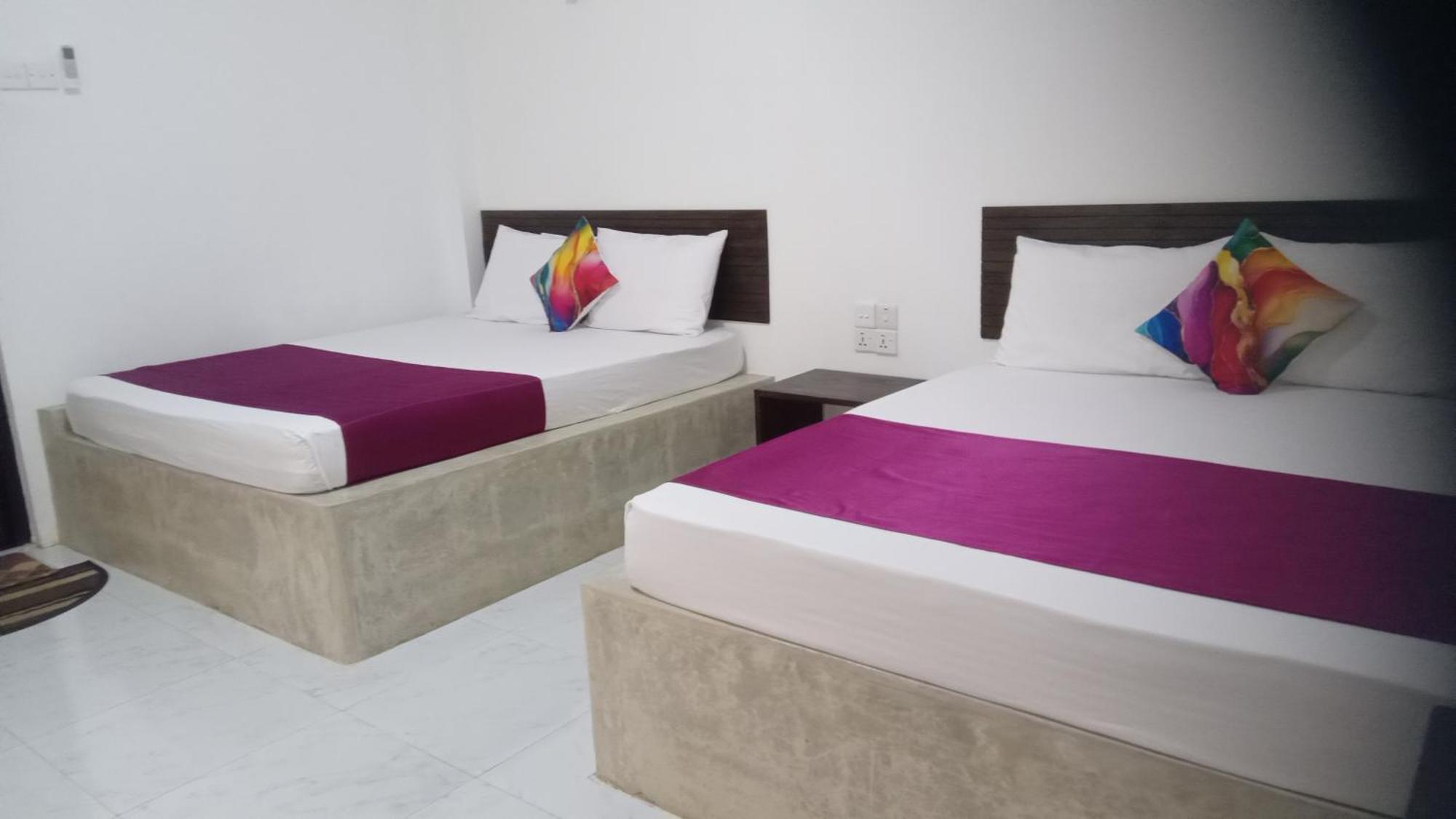 Lake Edge Resort Anuradhapura Oda fotoğraf